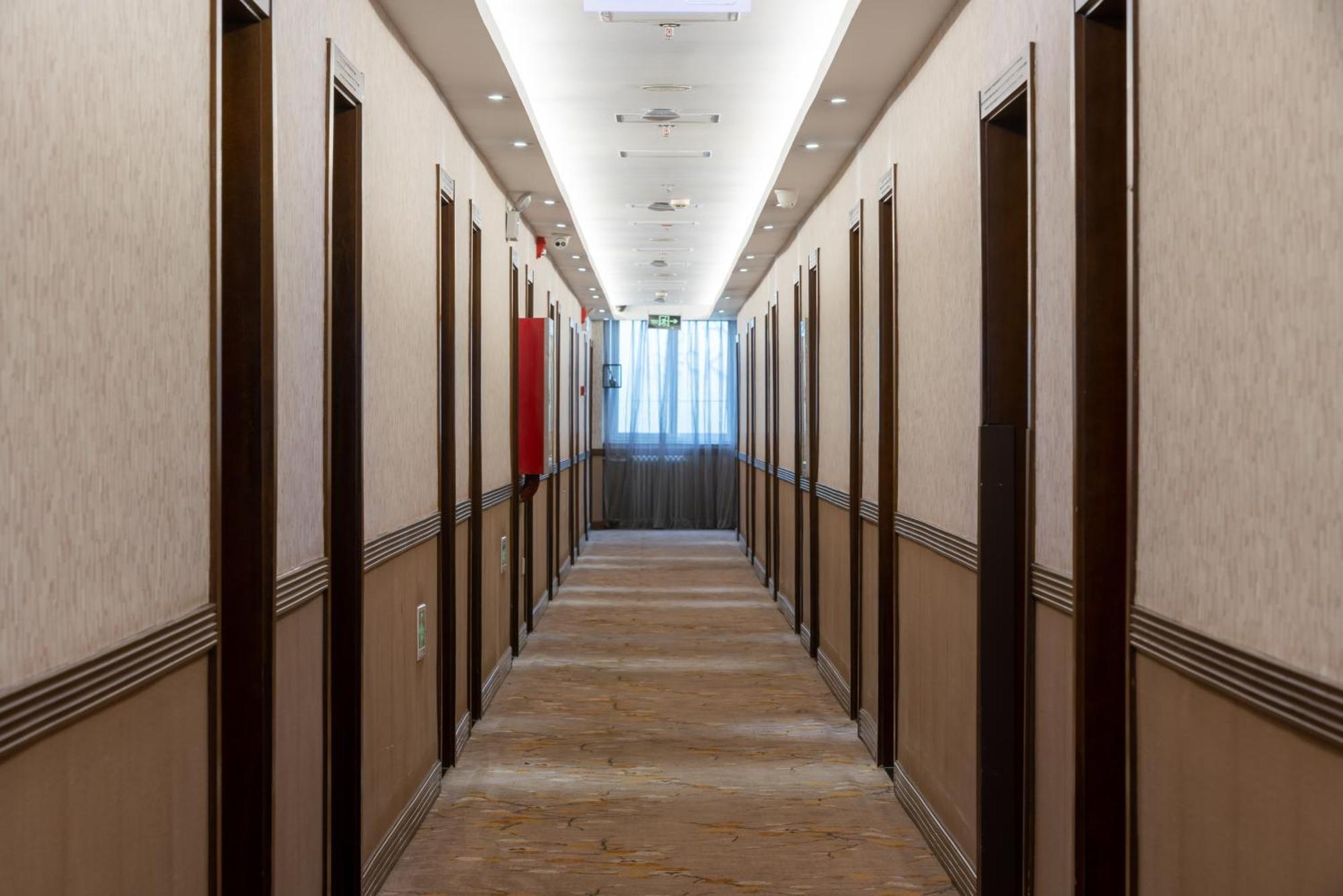 Time Traveller Hotel- Near Beijing Yonghe Lama Temple, Ghost Street, Beihai Park, Jingshan Park, Drum Tower, Houhai Bar Street, Tian'Anmen Square, Located In Beijing Traditional Hutongs, 5 Minutes Away From Subway, Free Laundry Serive Exteriér fotografie
