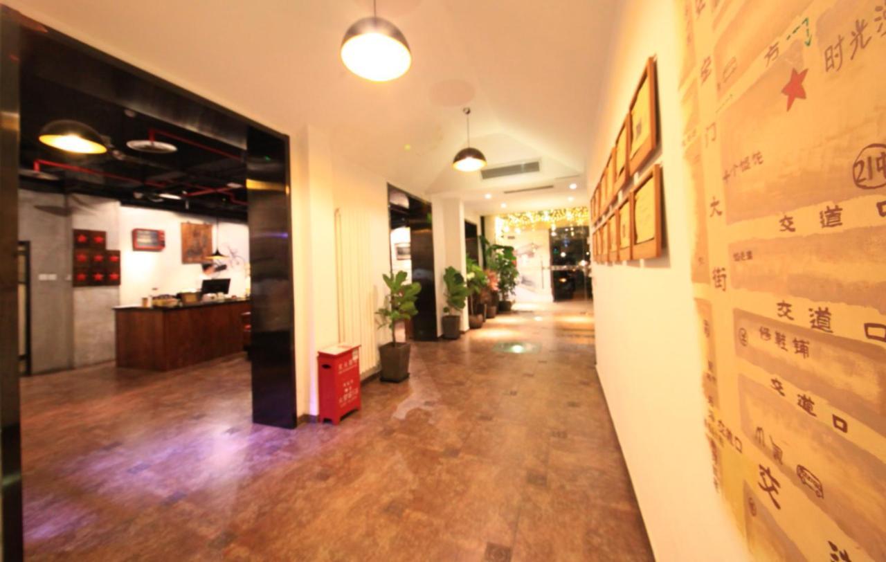 Time Traveller Hotel- Near Beijing Yonghe Lama Temple, Ghost Street, Beihai Park, Jingshan Park, Drum Tower, Houhai Bar Street, Tian'Anmen Square, Located In Beijing Traditional Hutongs, 5 Minutes Away From Subway, Free Laundry Serive Exteriér fotografie
